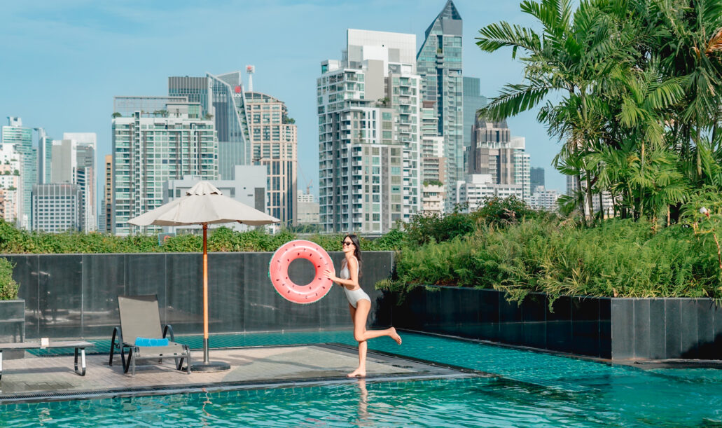 swimming pool